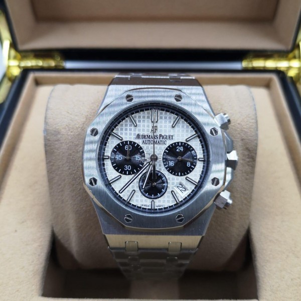 Механизм часов audemars piguet automatic винтажный. Audemars piguet реплики. Часы адемар. Застежка адемар пиге белое золото. Часы audemars piguet реплика.