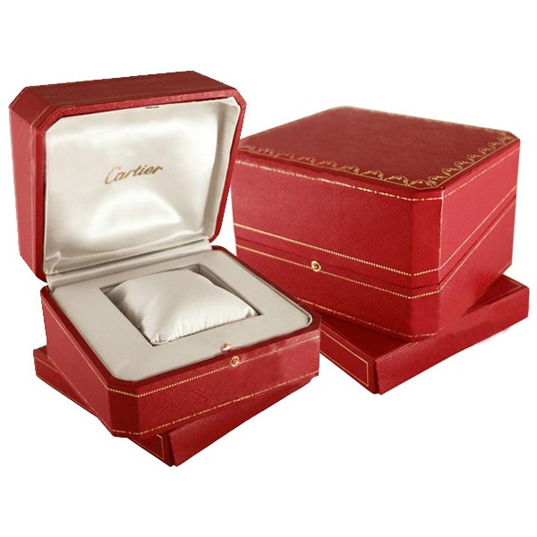 Часы в магазине в коробке. Коробки Cartier 1910. Cartier 4204 коробка. Коробки Cartier 1905. Коробка от часов Картье.